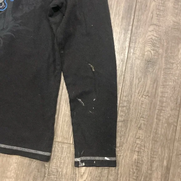 No Boundaries Black and Blue Long Sleeve Tee with paint stains size XL - Picture 9 of 10